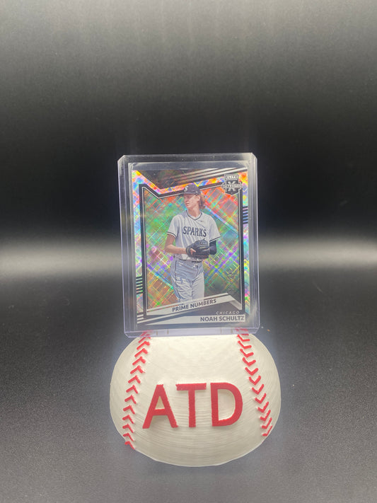 Noah Schultz Elite Extra Edition 52/220